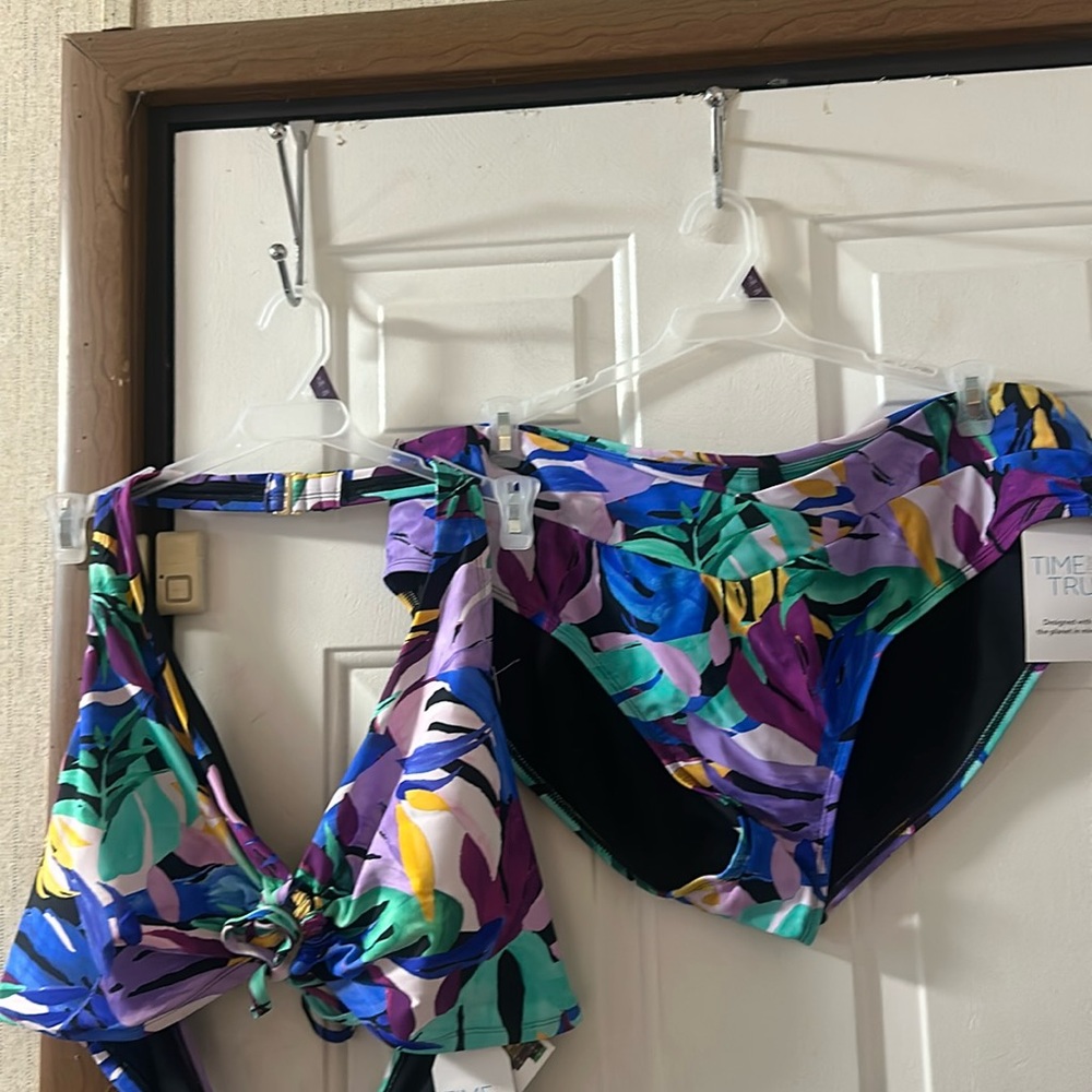 TIME AND TRU WILD TROPIC BIKINI SWIMSUIT: NWT: SIZE 2X